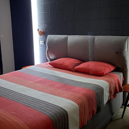 Stylish Apartment, Skopje Centre - Private Parking - Panoramic Views Zewnętrze zdjęcie