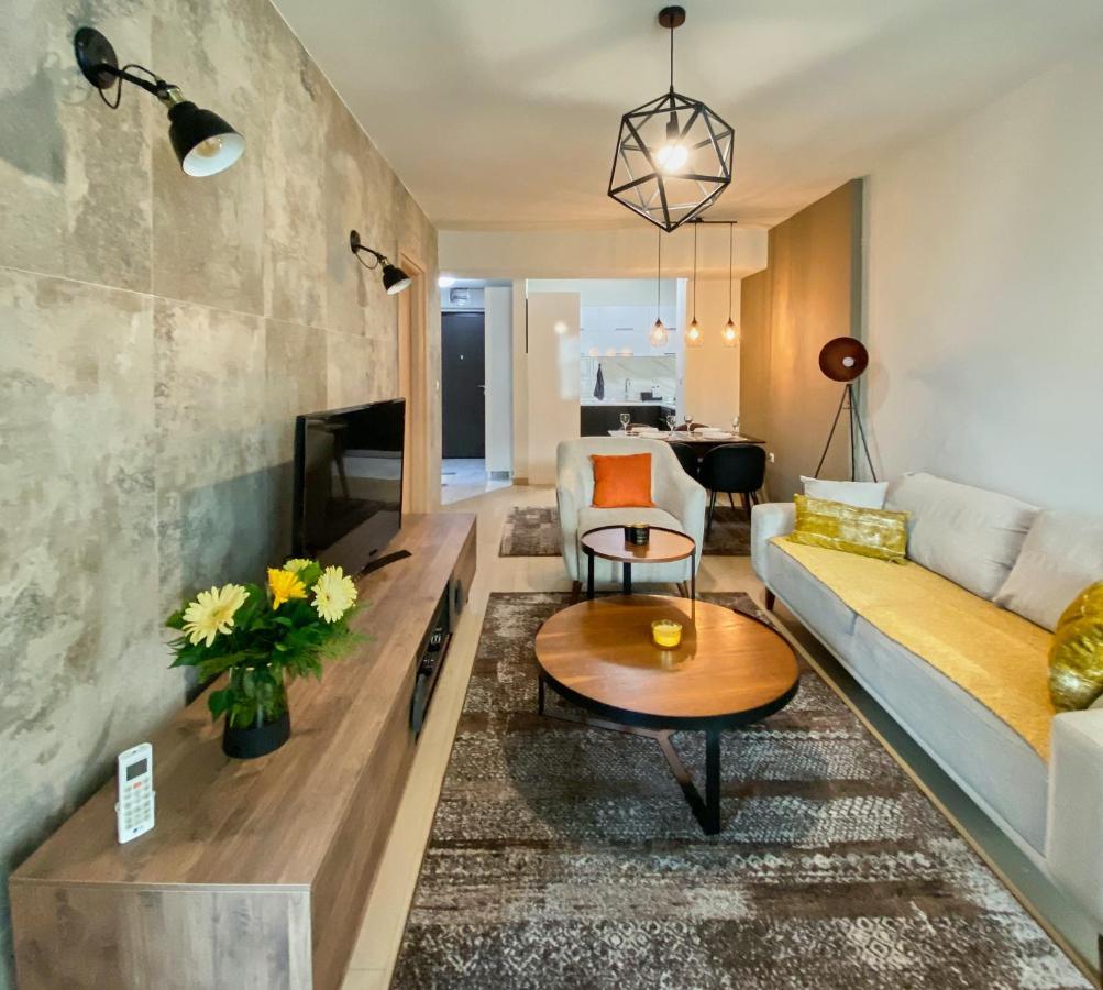 Stylish Apartment, Skopje Centre - Private Parking - Panoramic Views Zewnętrze zdjęcie