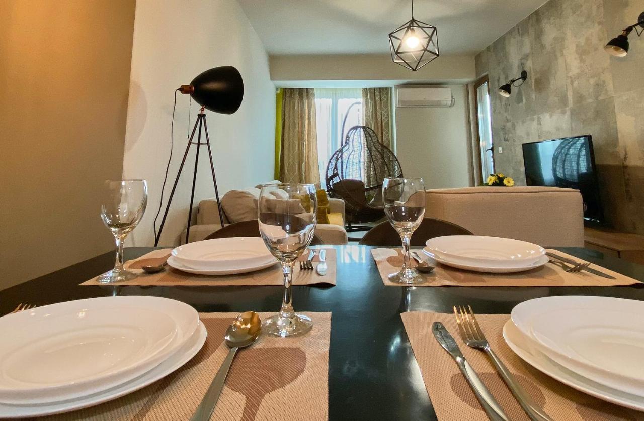 Stylish Apartment, Skopje Centre - Private Parking - Panoramic Views Zewnętrze zdjęcie