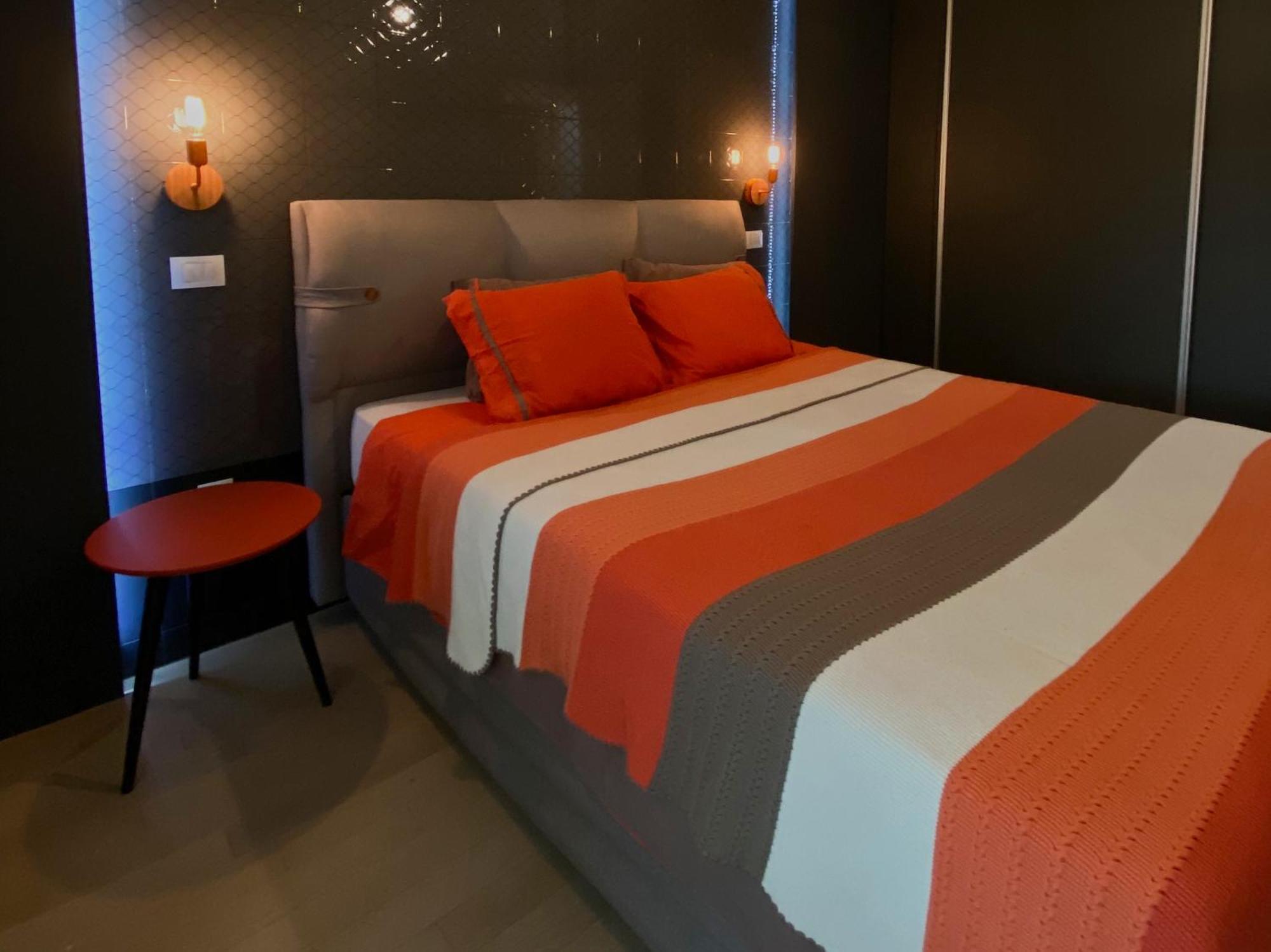 Stylish Apartment, Skopje Centre - Private Parking - Panoramic Views Zewnętrze zdjęcie